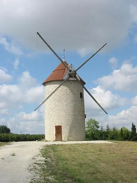 Apartment Moulin A Vent Restaure Et Classe Meuble De Tourisme Roquecor